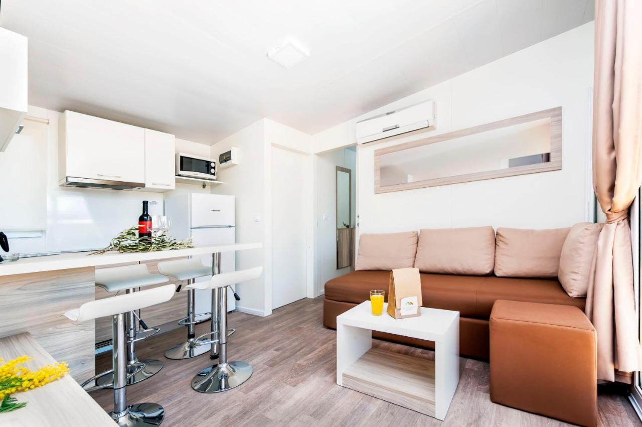 Eurocamp Mobile Homes At Fkk Naturist Campsite Ulika Porec Exterior photo