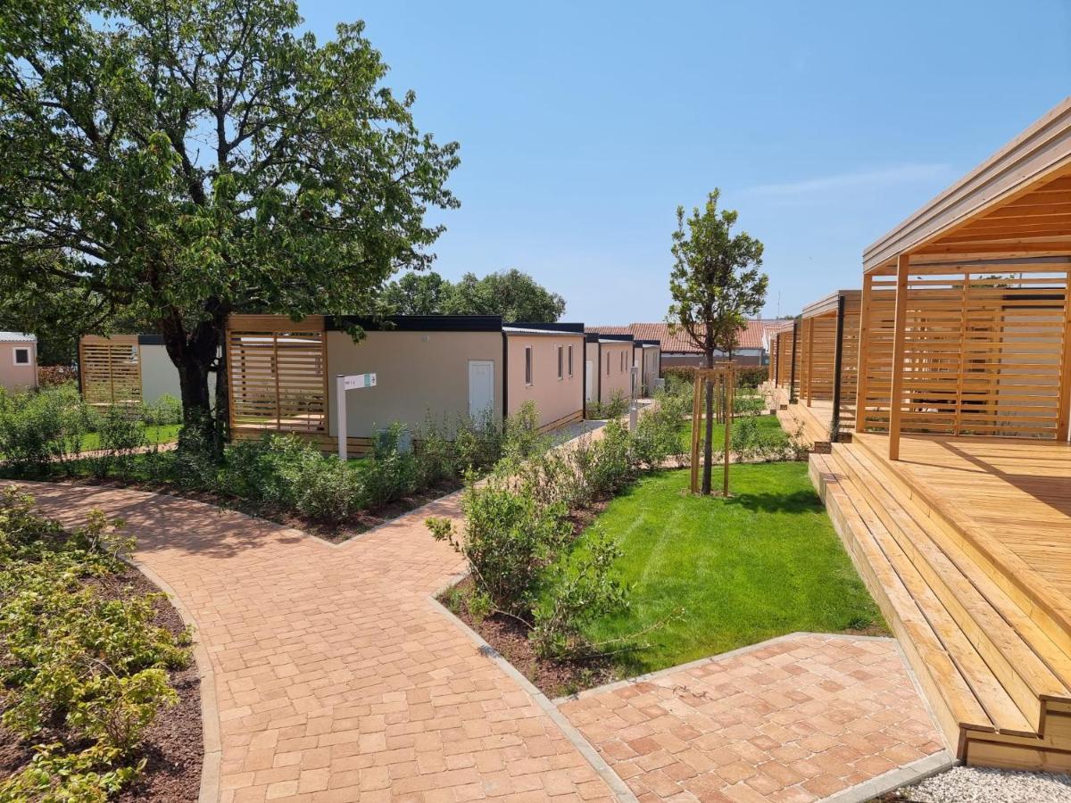 Eurocamp Mobile Homes At Fkk Naturist Campsite Ulika Porec Exterior photo